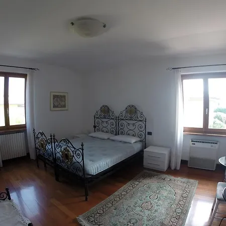 Apartman Viadelcipresso12 *